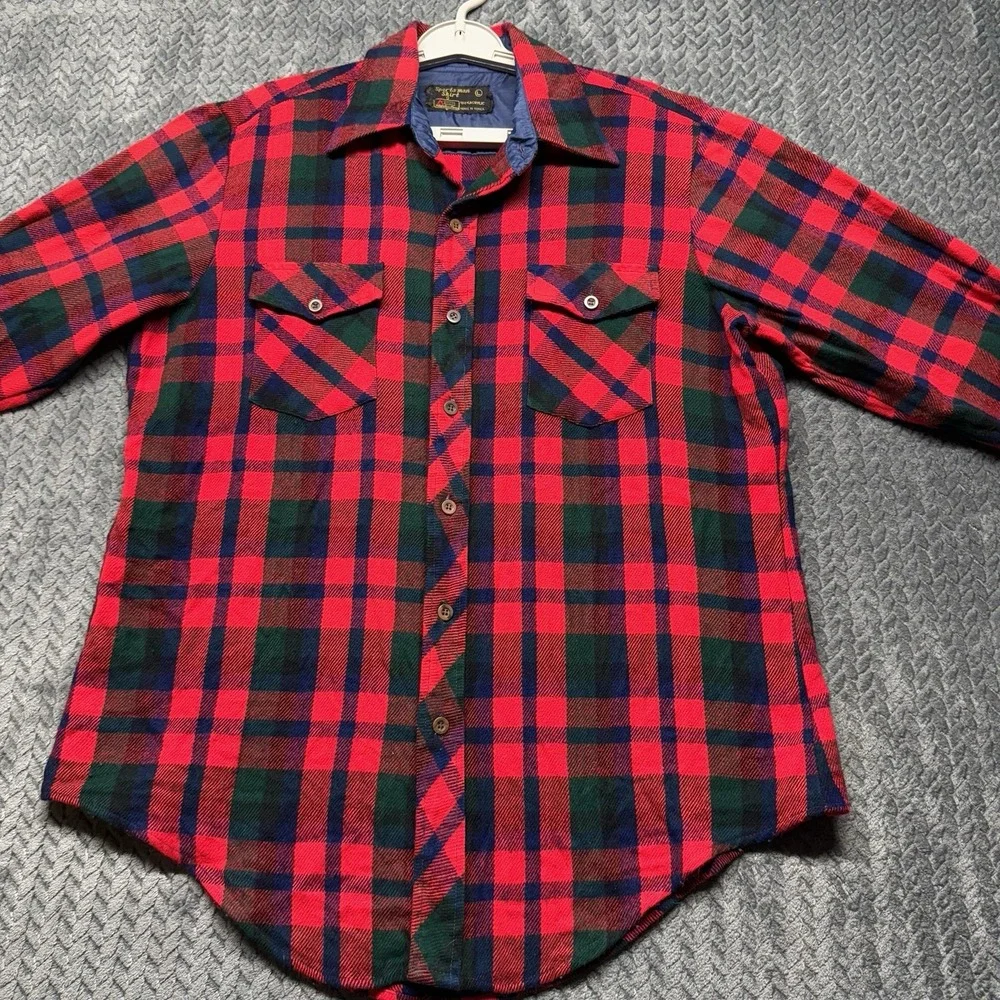 VTG Kmart Sportsman Shirt L Red Green Plaid Quilted Flannel Korea Made 70s 80s - Picture 2 of 9